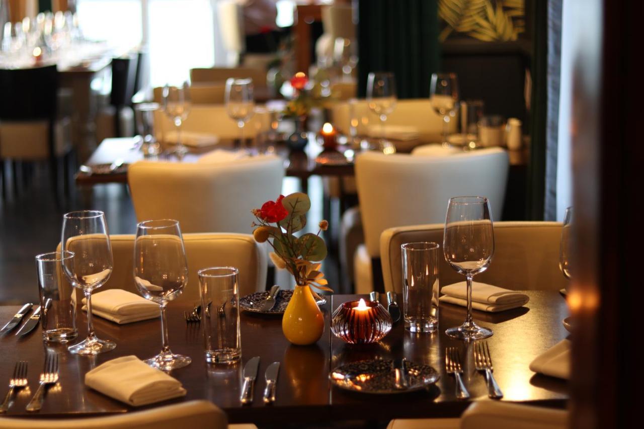 סטנלי The Waterfront Boutique Hotel מראה חיצוני תמונה