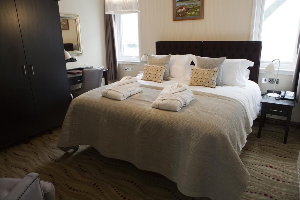 סטנלי The Waterfront Boutique Hotel מראה חיצוני תמונה