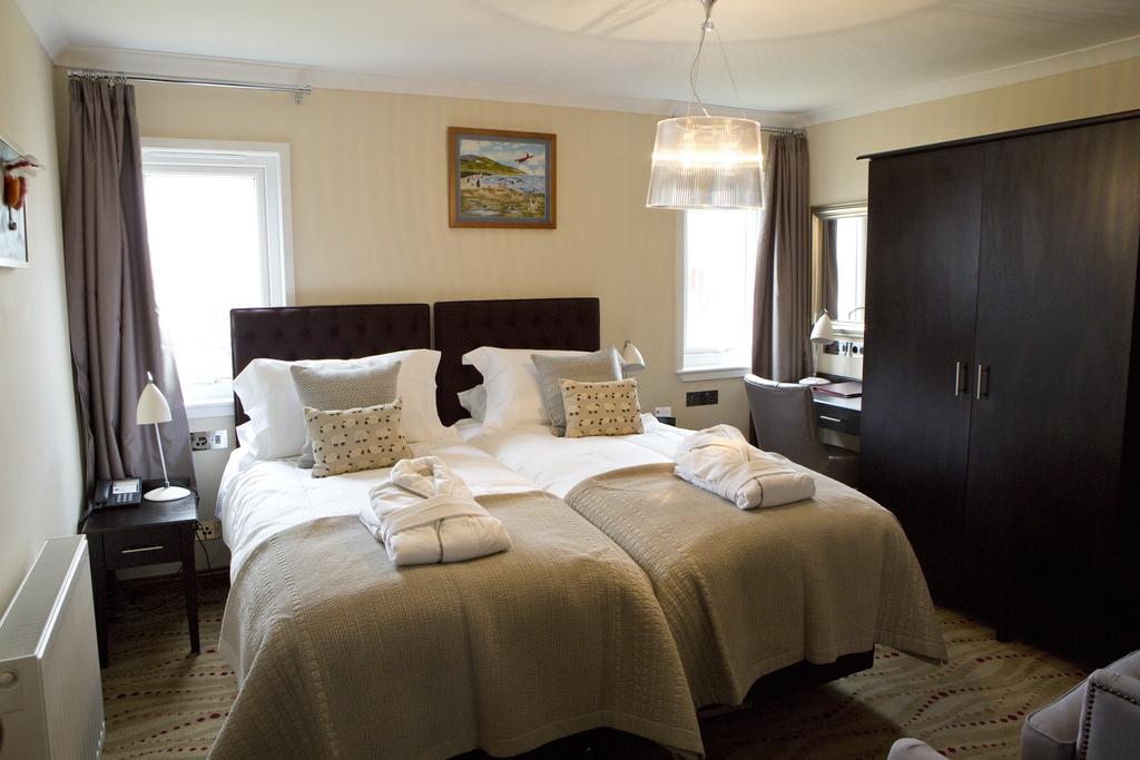 סטנלי The Waterfront Boutique Hotel מראה חיצוני תמונה